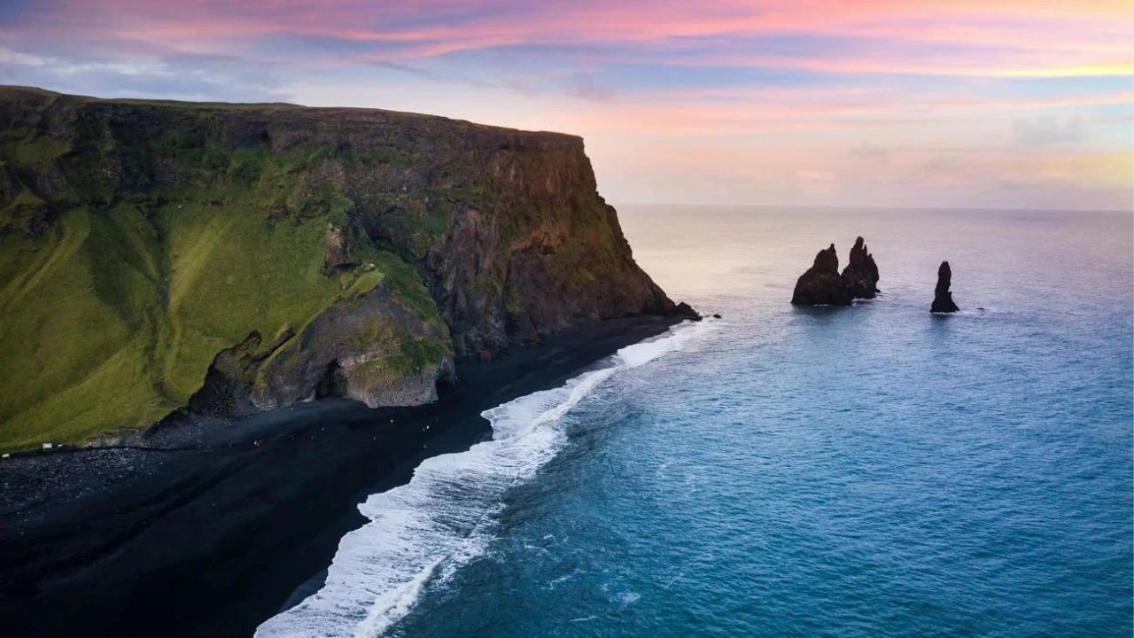 Reynisfjara Beach, Route 215, Vik Iceland