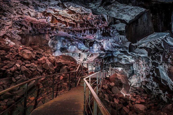 Golden Circle Private Tour with Lava Tunnel(Optional)