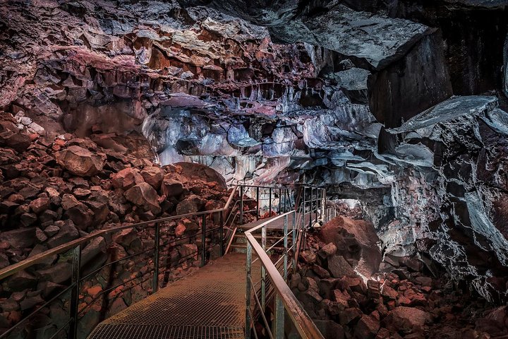 Golden Circle Private Tour with Lava Tunnel