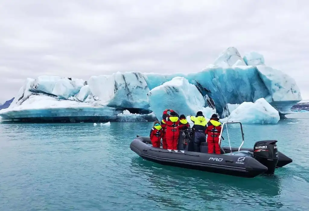 Diamond Beach boat tour Iceland