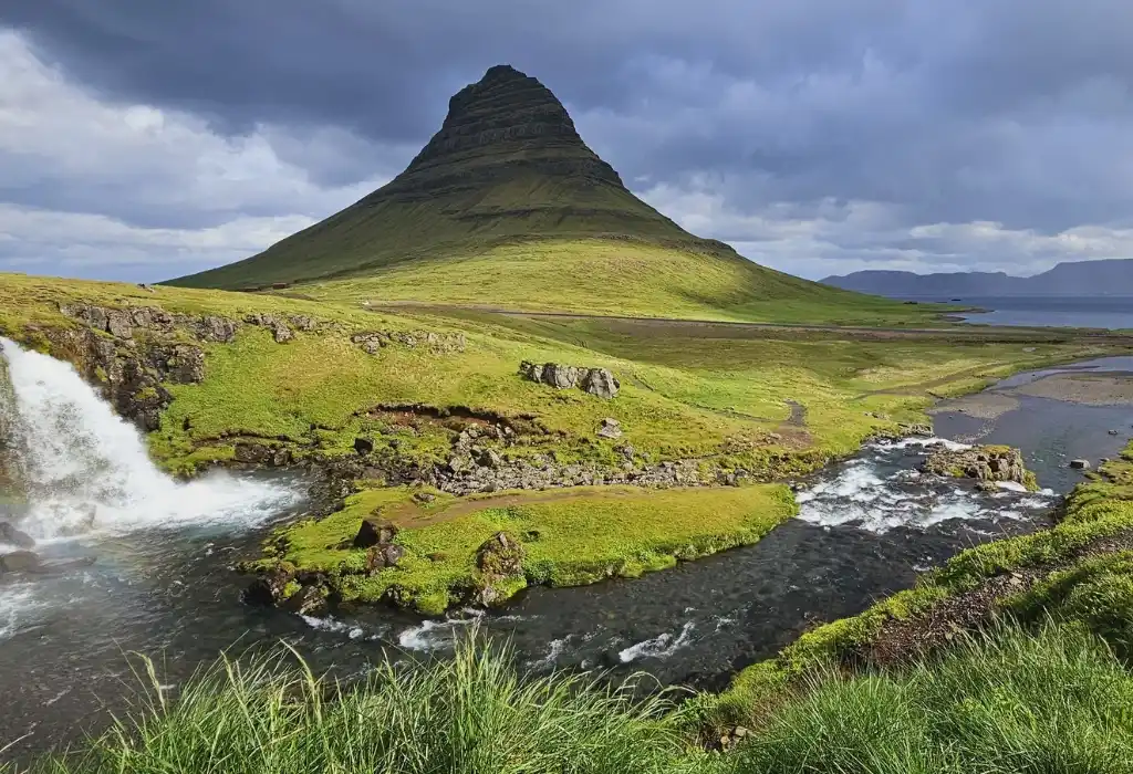Kirkjufell Mountain Iceland